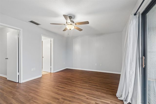 6320 GRAND BAHAMA CIRCLE 6320, Tampa, FL 33615