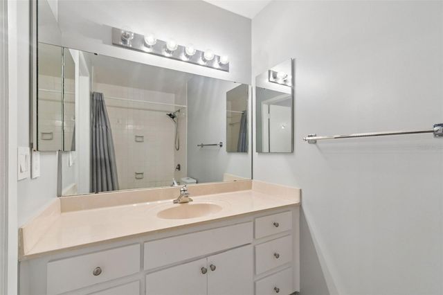 6320 GRAND BAHAMA CIRCLE 6320, Tampa, FL 33615