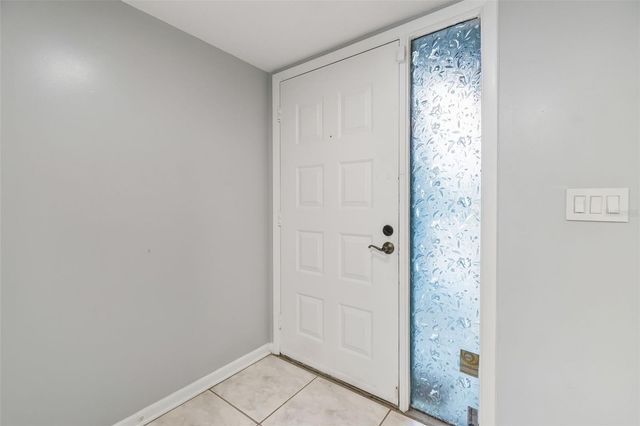 6320 GRAND BAHAMA CIRCLE 6320, Tampa, FL 33615