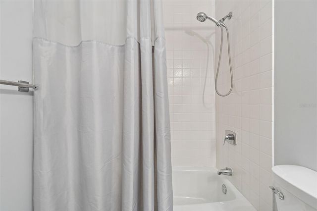 6320 GRAND BAHAMA CIRCLE 6320, Tampa, FL 33615