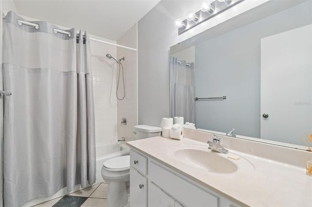 6320 GRAND BAHAMA CIRCLE 6320, Tampa, FL 33615