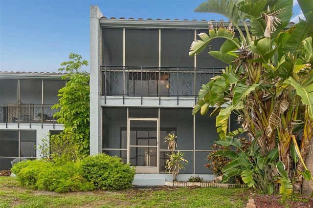 6320 GRAND BAHAMA CIRCLE 6320, Tampa, FL 33615