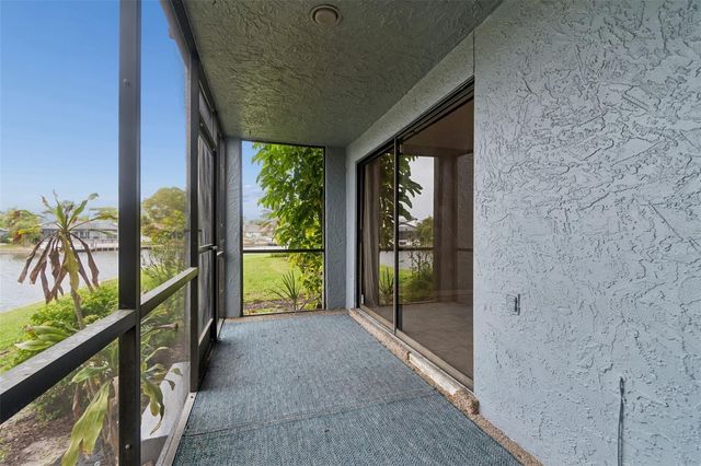 6320 GRAND BAHAMA CIRCLE 6320, Tampa, FL 33615