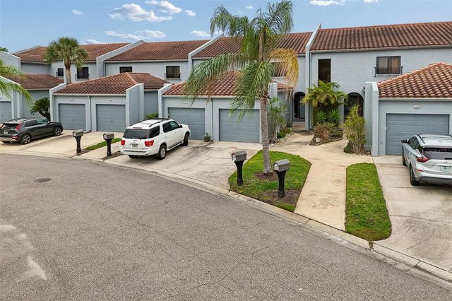 6320 GRAND BAHAMA CIRCLE 6320, Tampa, FL 33615