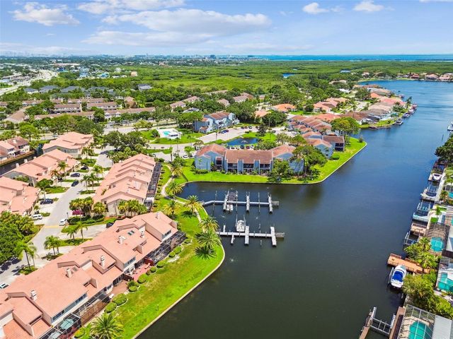 6320 GRAND BAHAMA CIRCLE 6320, Tampa, FL 33615