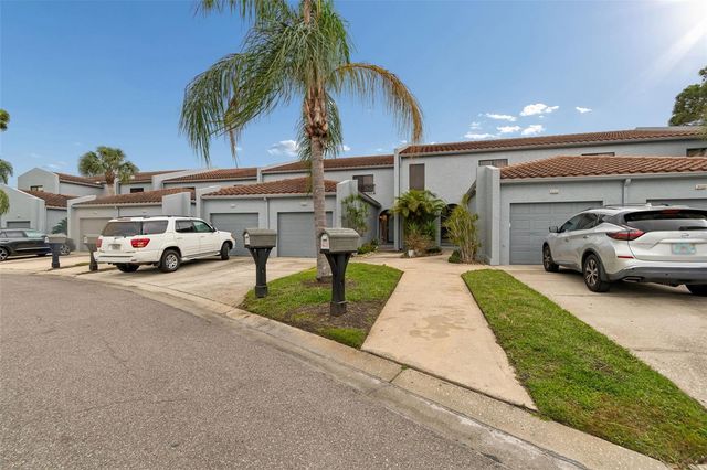 6320 GRAND BAHAMA CIRCLE 6320, Tampa, FL 33615