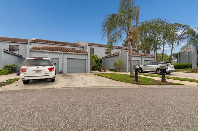 6320 GRAND BAHAMA CIRCLE 6320, Tampa, FL 33615