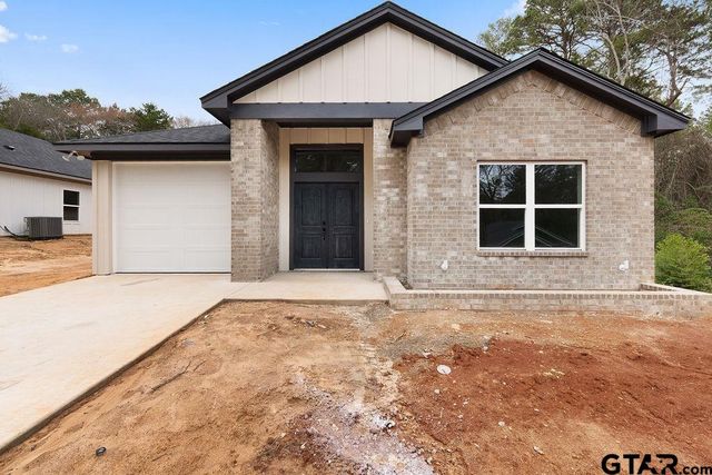 345 Perdanales Dr, Bullard, TX 75757