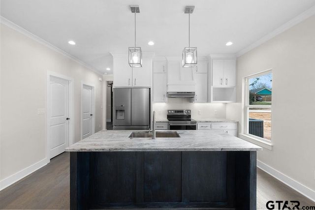 345 Perdanales Dr, Bullard, TX 75757