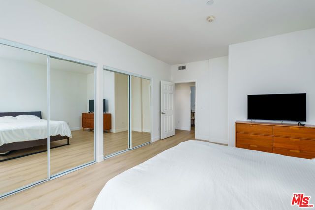 4400 Cartwright Avenue 203, Toluca Lake (los Angeles), CA 91602