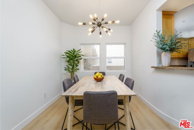 4400 Cartwright Avenue 203, Toluca Lake (los Angeles), CA 91602