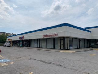 9600 S PULASKI Road, Oak Lawn, IL 60453