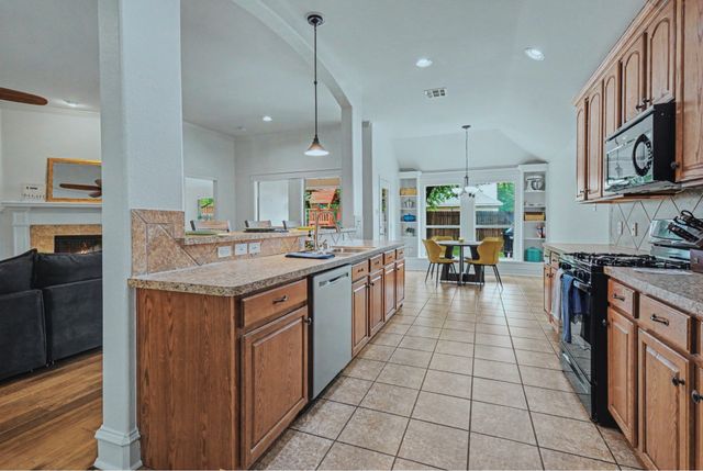 3929 La Tierra Linda Trail, Mckinney, TX 75070