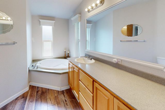 16220 Duggans Rd, Grass Valley, CA 95949