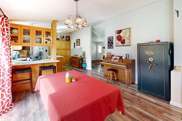 16220 Duggans Rd, Grass Valley, CA 95949