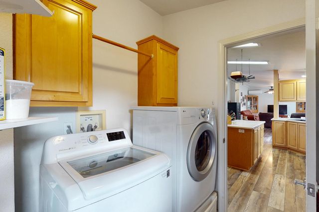 16220 Duggans Rd, Grass Valley, CA 95949