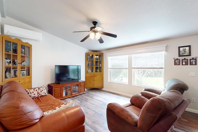 16220 Duggans Rd, Grass Valley, CA 95949