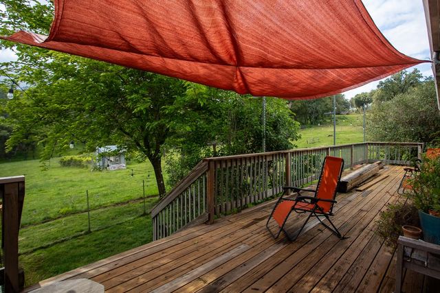 16220 Duggans Rd, Grass Valley, CA 95949