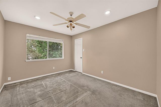 15807 Parksley, Houston, TX 77059