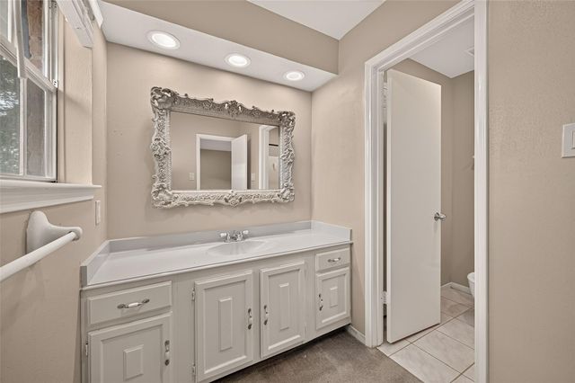 15807 Parksley, Houston, TX 77059