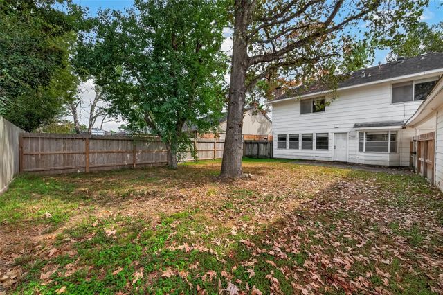 15807 Parksley, Houston, TX 77059