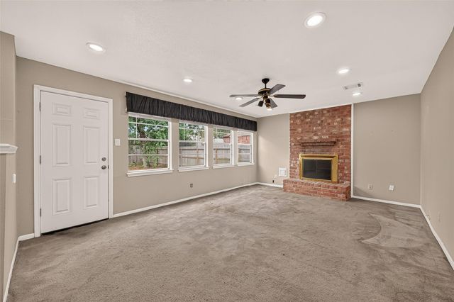 15807 Parksley, Houston, TX 77059