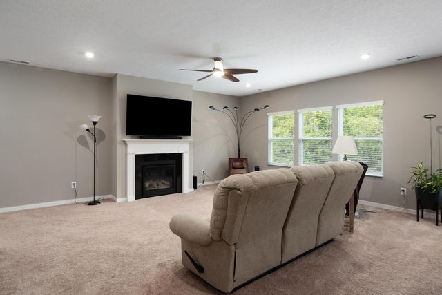 4249 Portwatch Drive, Canal Winchester, OH 43110