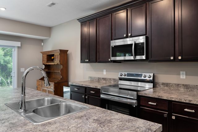 4249 Portwatch Drive, Canal Winchester, OH 43110