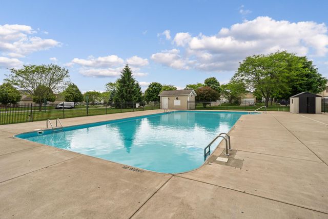 4249 Portwatch Drive, Canal Winchester, OH 43110