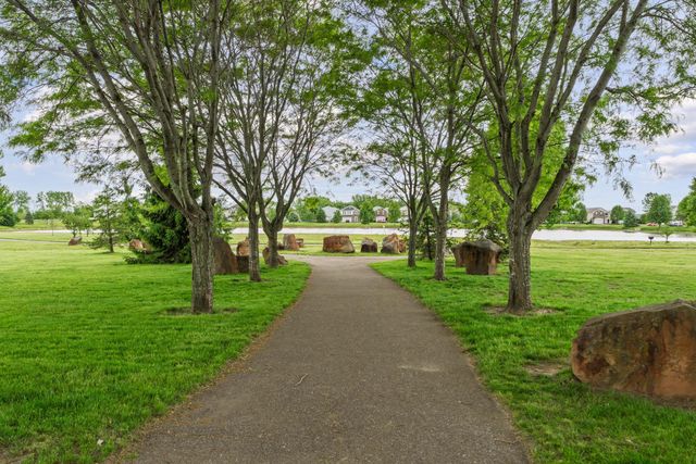 4249 Portwatch Drive, Canal Winchester, OH 43110