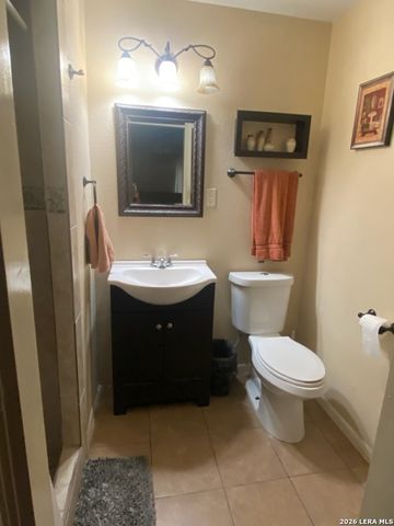 6268 Fox, San Antonio, TX 78233