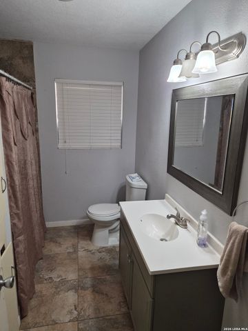 6268 Fox, San Antonio, TX 78233