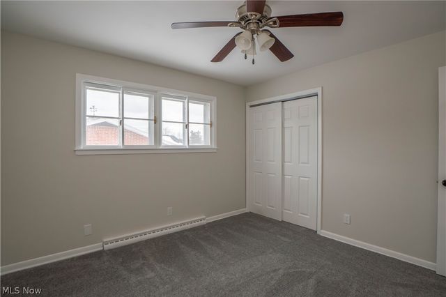 8541 E Wadora Circle NW, North Canton, OH 44720