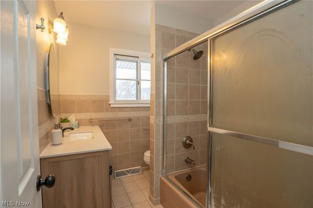 8541 E Wadora Circle NW, North Canton, OH 44720