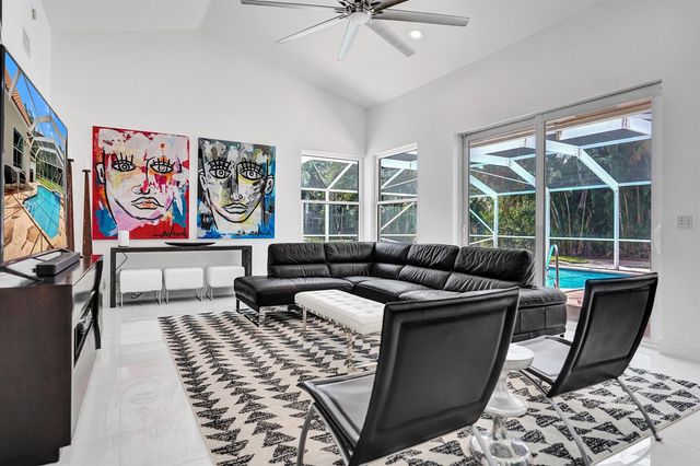 4300 Hunting Trail, Lake Worth, FL 33467