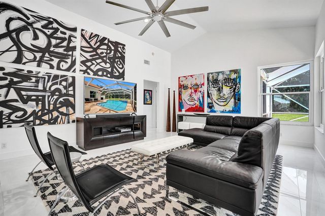 4300 Hunting Trail, Lake Worth, FL 33467