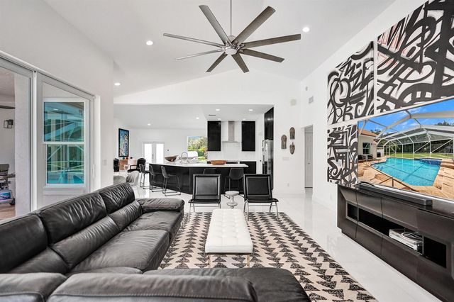 4300 Hunting Trail, Lake Worth, FL 33467