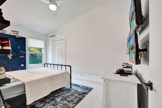 4300 Hunting Trail, Lake Worth, FL 33467
