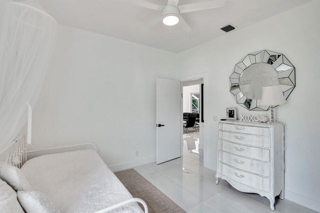 4300 Hunting Trail, Lake Worth, FL 33467