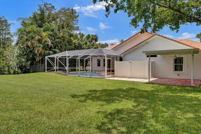 4300 Hunting Trail, Lake Worth, FL 33467
