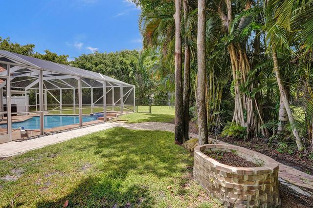 4300 Hunting Trail, Lake Worth, FL 33467