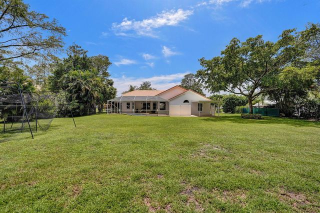 4300 Hunting Trail, Lake Worth, FL 33467
