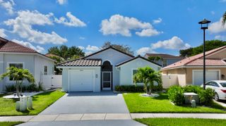 6883 Desert Inn Terrace, Lake Worth, FL 33463