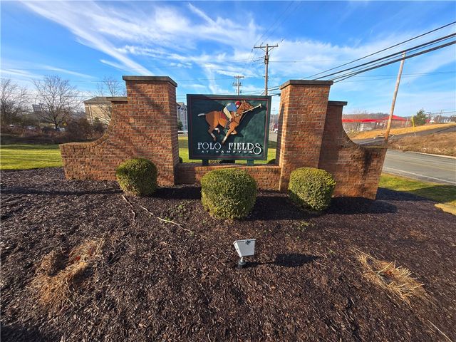 5138 Polo Fields Dr, Hampton, PA 15044