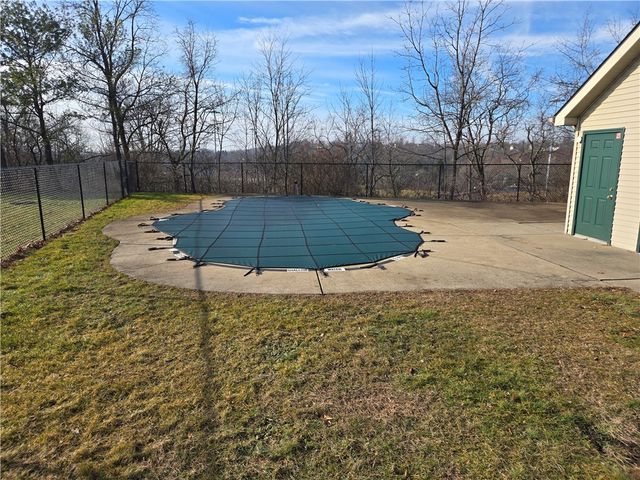 5138 Polo Fields Dr, Hampton, PA 15044