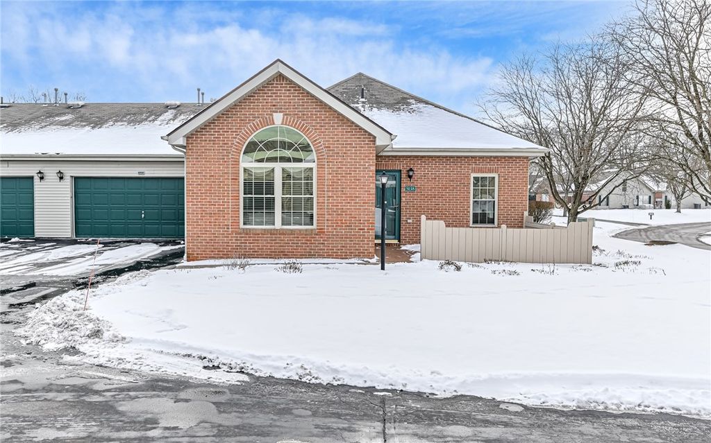 5138 Polo Fields Dr, Hampton, PA 15044