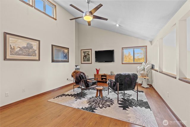 5412 175th Avenue Ct E, Lake Tapps, WA 98391