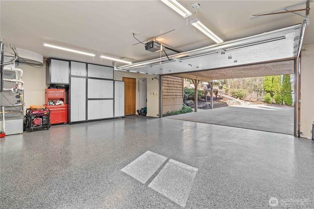 5412 175th Avenue Ct E, Lake Tapps, WA 98391