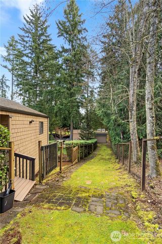 5412 175th Avenue Ct E, Lake Tapps, WA 98391