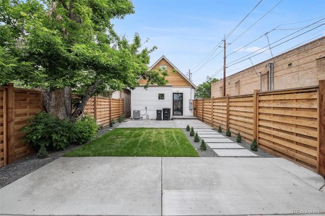 1024 W 8th Avenue, Denver, CO 80204